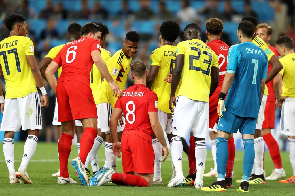 关于里程碑夜！新疆广汇回应争议；葡超今夜刷纪录；话题不断；医务组通报恢复的信息