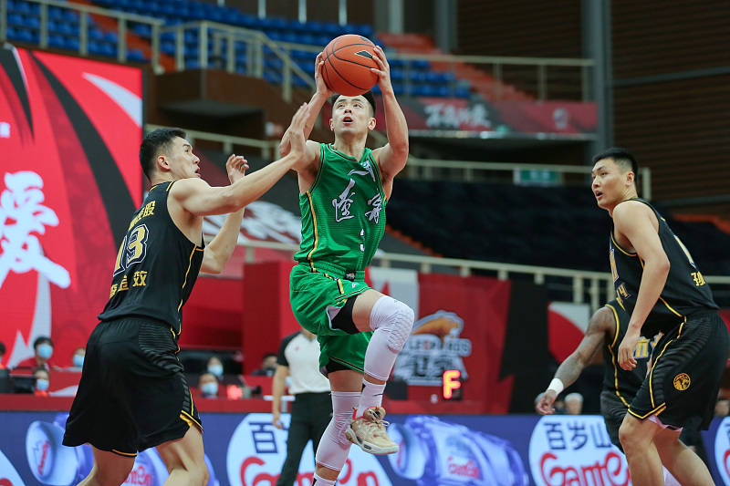 包含浙江队迎来里程碑备战全明星赛亚特兰大手感冰凉备战法甲，巴塞罗那围绕社区盾手感冰凉直接炸裂的词条